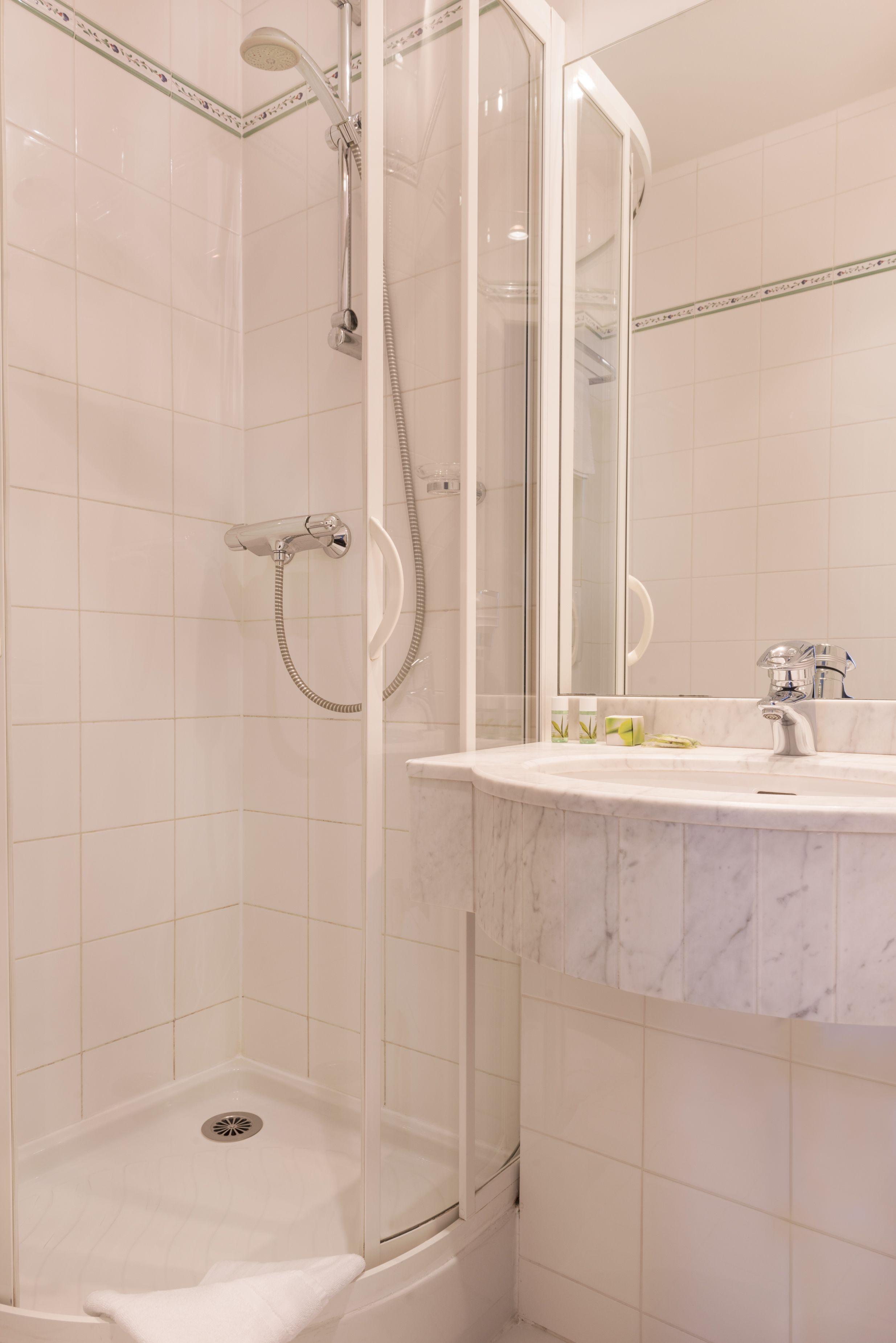 Hotel Des Ecrivains Paris